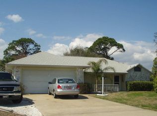 562 Ray St, Sebastian, FL 32958