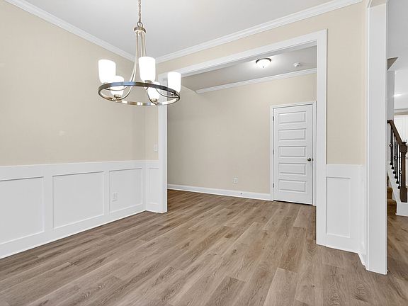 3rd image of 1183 Sunny Valley Ln