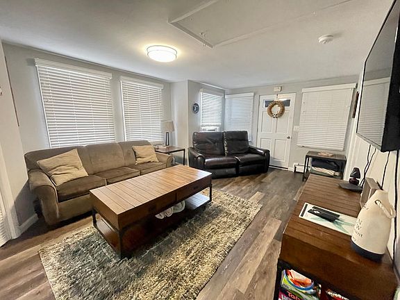 3rd image of 253 Ocean Ave