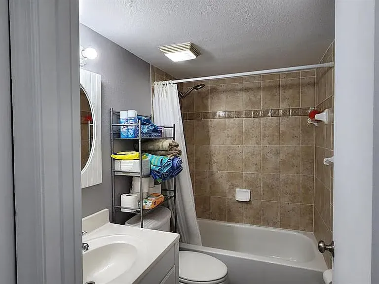 2nd Bathroom
