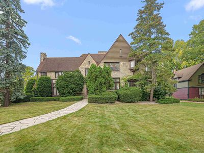 187 E Division St, Fond Du Lac, WI, 54935