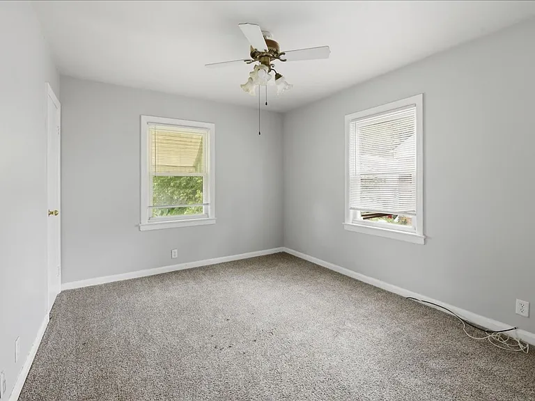 3436 N Lasalle St — Photo 12