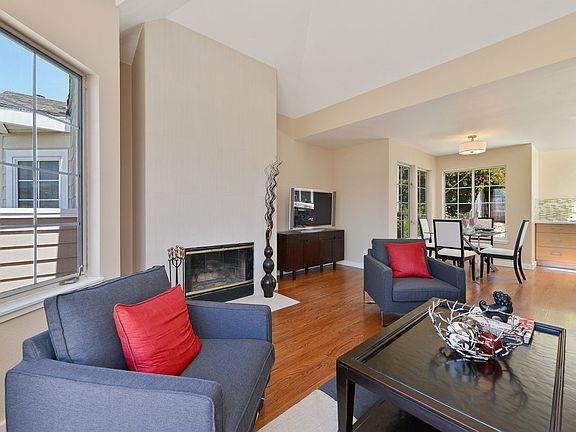 3rd image of 105 Prospect Ave #B