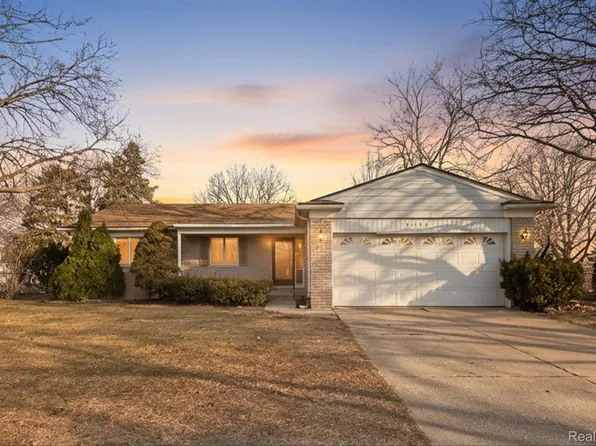 37150 Bennett St, Livonia, MI 48152