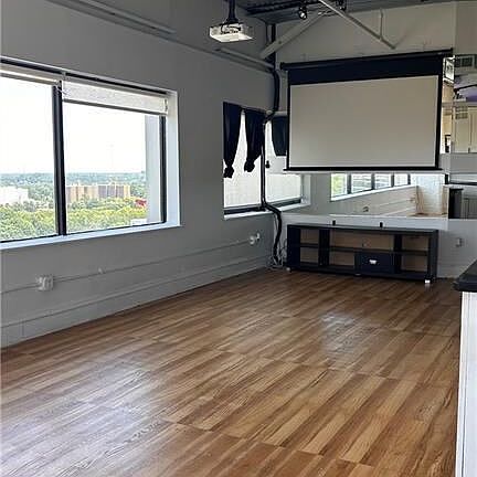 4th image of 120 Ralph McGill Blvd NE APT 1305