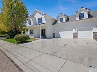 1306 E Desert View Way, Nampa, ID 83686