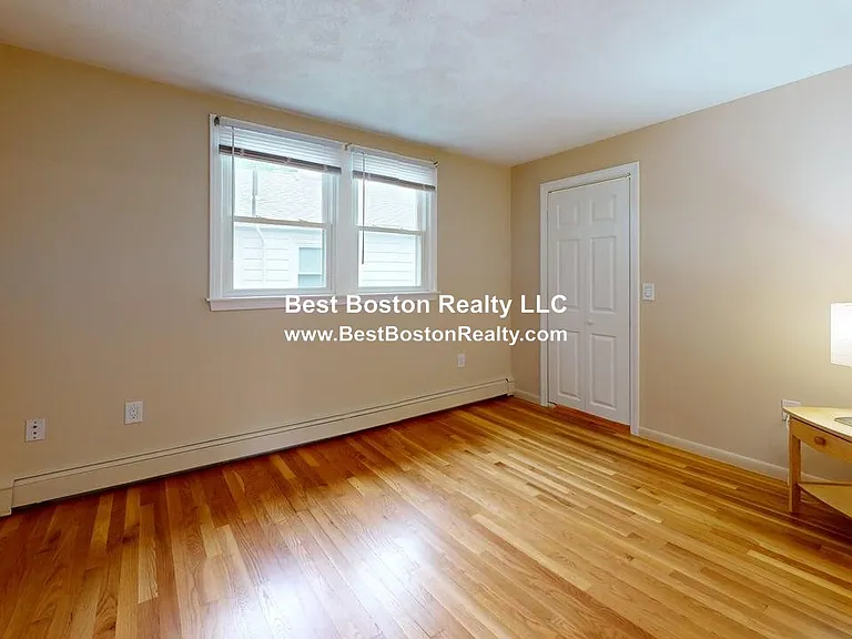 144 E Border Rd — Photo 6