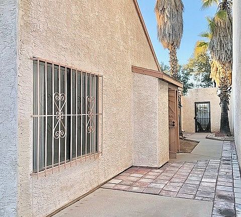 5th image of 1425 W Calle Plomo