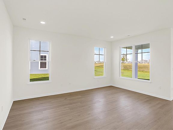 2nd image of 2855 Piper Pl