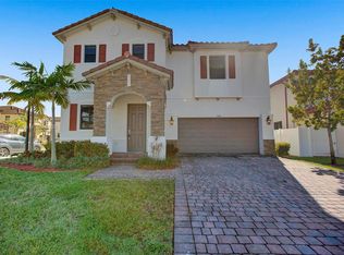 3504 W 94th St, Hialeah, FL 33018