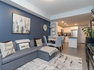 868 Orono Ave #304, Langford, BC V9B 0X9