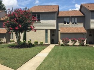 4412 Point West Dr, Portsmouth, VA 23703