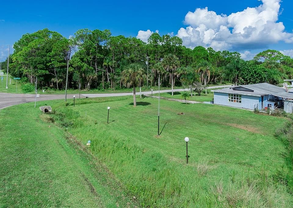 1st image of 11001 Tamiami Trl S #60