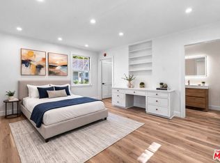 926 N Alpine Dr, Beverly Hills, CA 90210