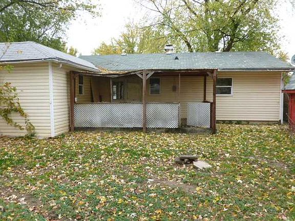 2nd image of 5039 Patricia St