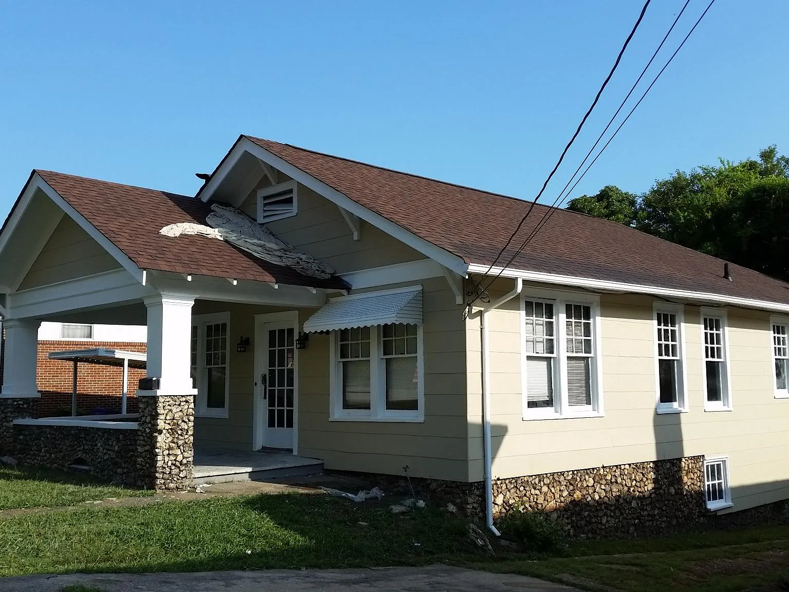 3 bed, 1100 sqft, $1,800 — Photo 1
