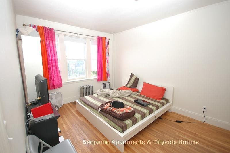 2nd image of 1820 Commonwealth Ave APT 28D