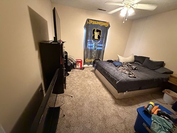 3rd image of 208 Wild Rose Ln #A