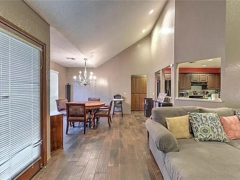 living/ dining