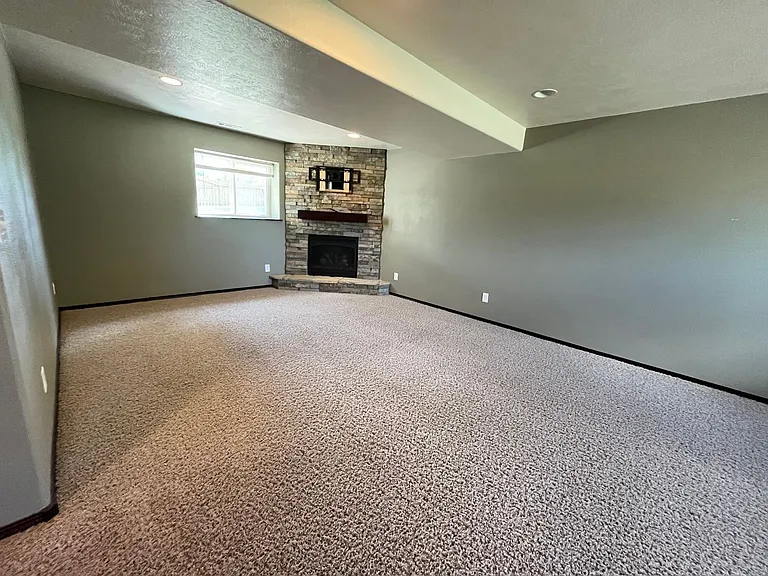 7913 W 48th St — Photo 34