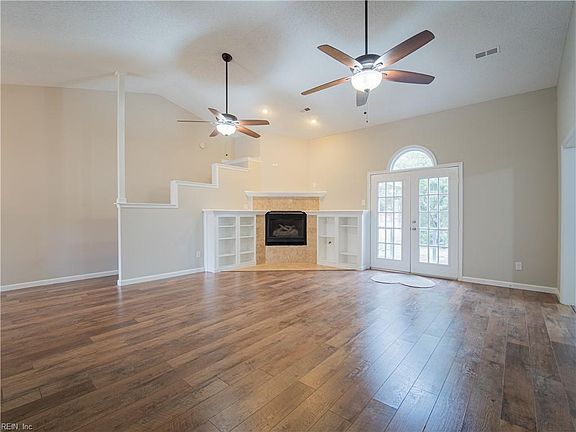 3rd image of 4781 Ardmore Ln