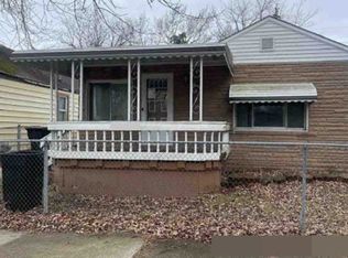 2540 Superior St, Trenton, MI 48183