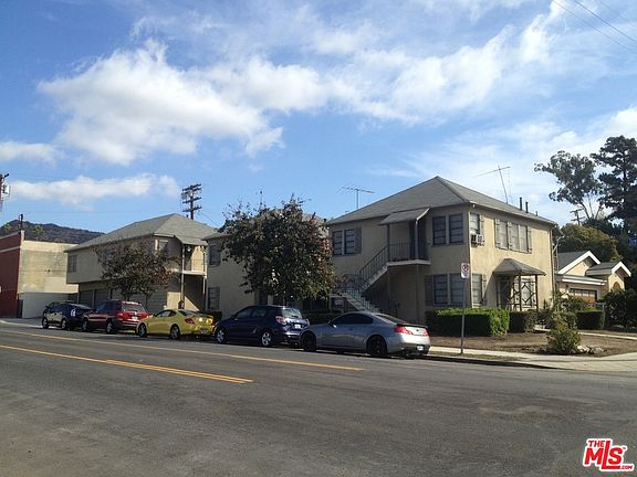 4th image of 1597 Waldran Ave