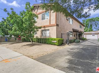 24802 Walnut St, Santa Clarita, CA 91321