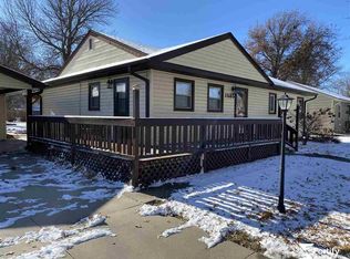 1535 I St, Geneva, NE 68361