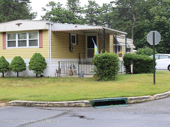 3rd image of 9 Linden Ct