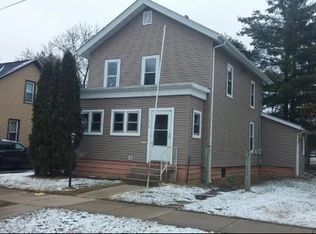 116 N Oak St, Reedsburg, WI 53959