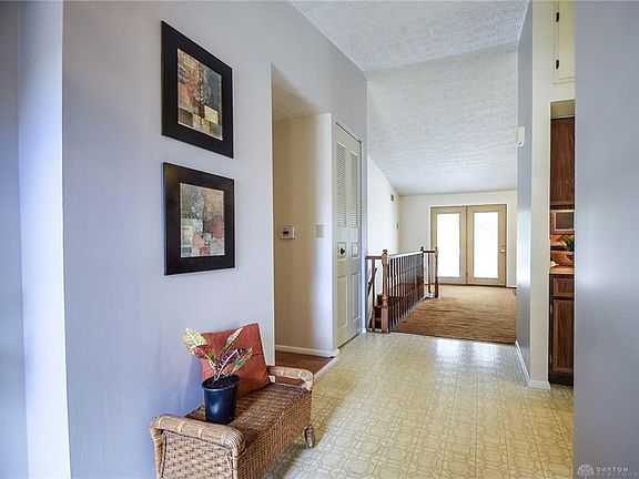4th image of 6073 Pine Glen Ln
