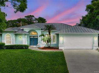 671 SE Pin Oak Ter, Stuart, FL 34997