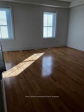 10030 Keele St Photo 1
