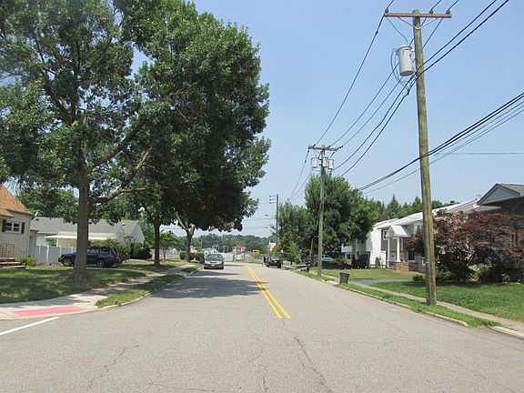 5th image of 6-23 Burke Pl