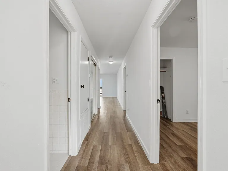 228 Abbot Ave — Photo 9
