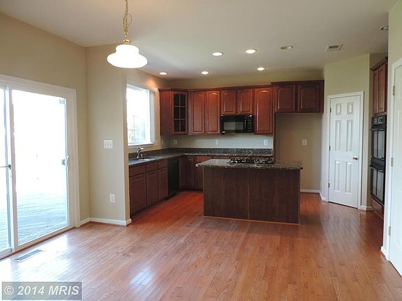 5th image of 29626 Old Creek Ln