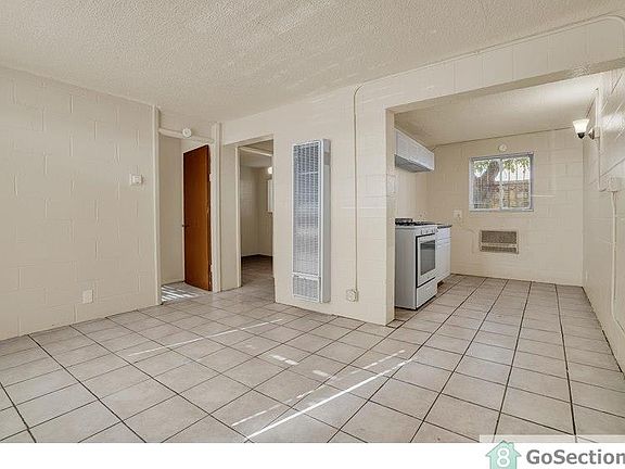 4th image of 4709 Maxwell Ave