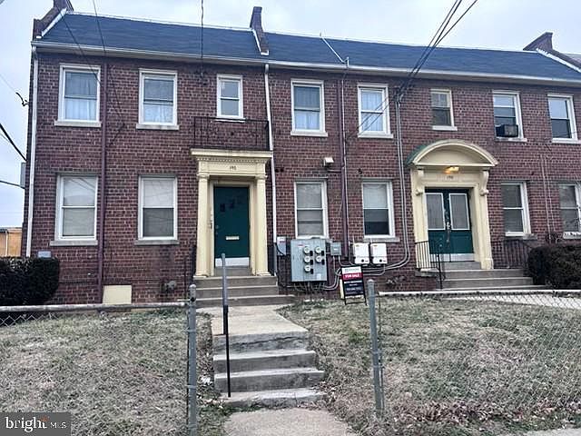 1st image of 146 36th St NE