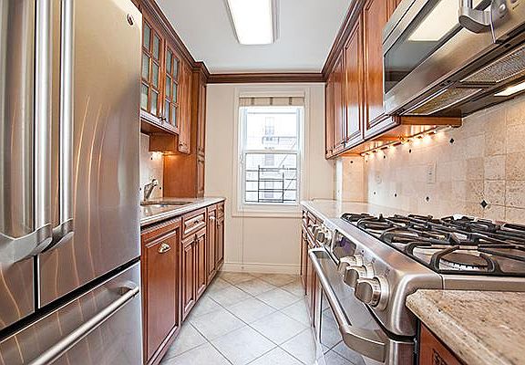 5th image of 144 East 84th Street #4b