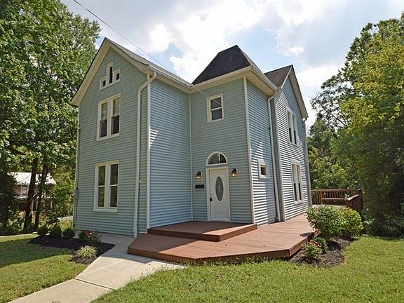 2nd image of 1633 Rockford Pl