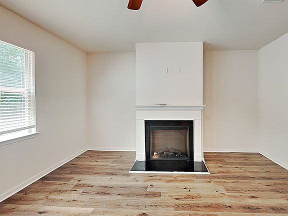 2nd image of 4971 Terrace Dr
