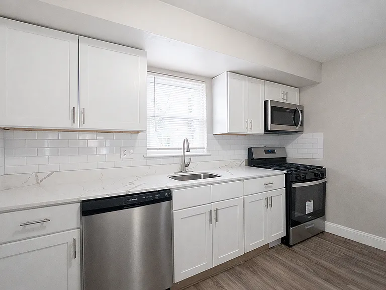 Orchard View Apartments — Photo 19