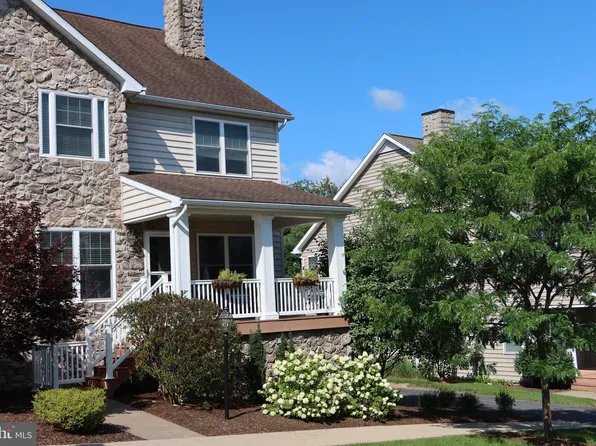 127 Dearing Dr, Boalsburg, PA 16827