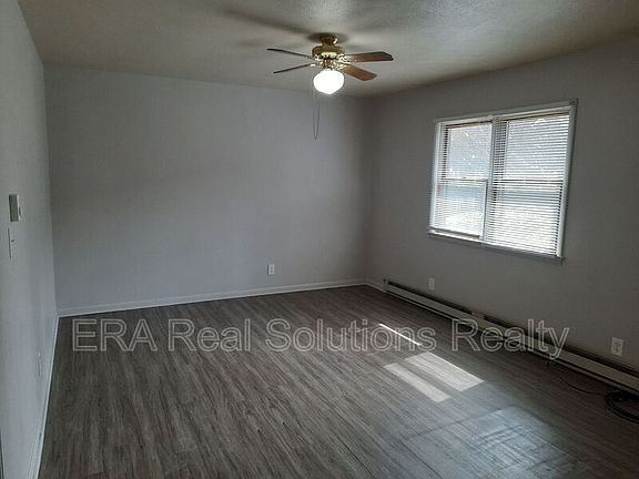 3rd image of 434-442 S West St APT 436-1