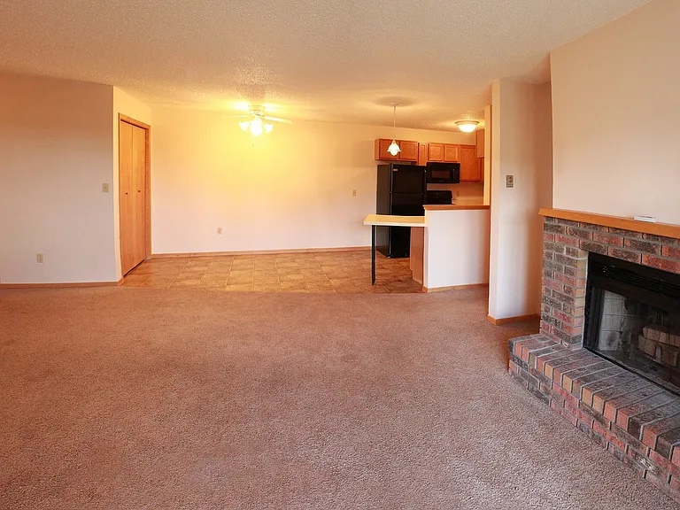 Colton Heights — Photo 17