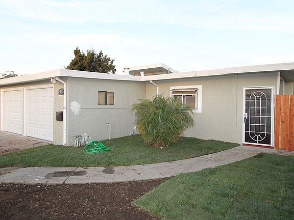 5th image of 2510 Baylor St