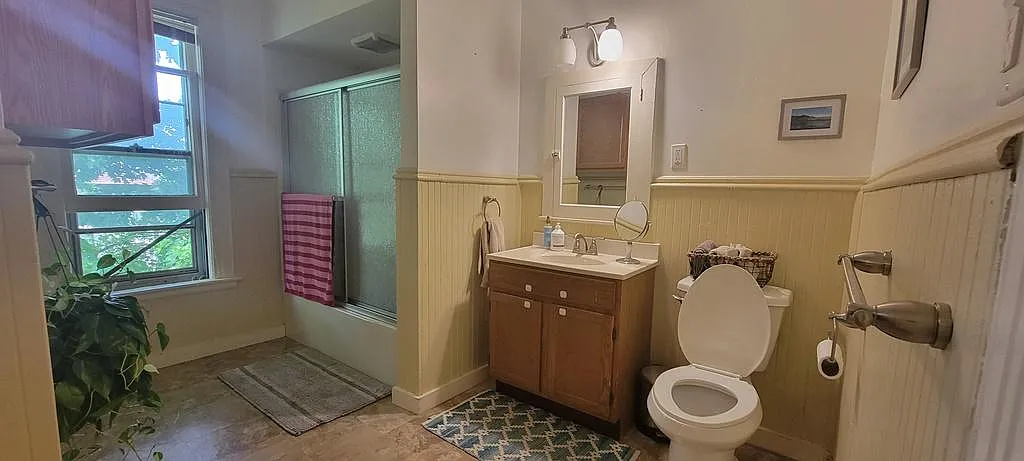 2 bed, 1200 sqft, $1,635 — Photo 3