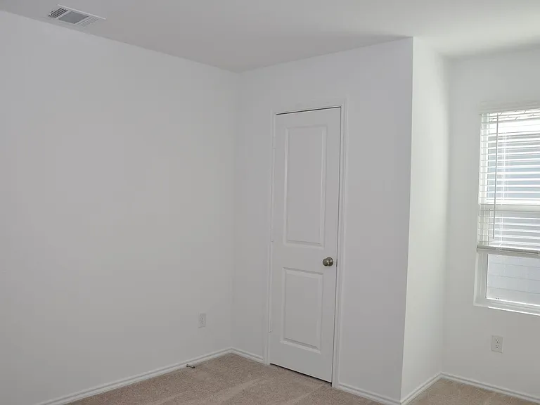128 Hasty Heart Ct — Photo 9