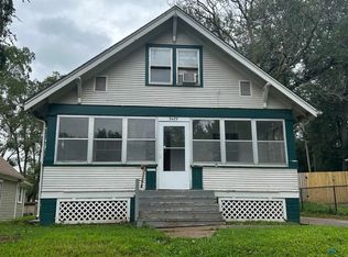 3475 Grand Ave, Omaha, NE 68111